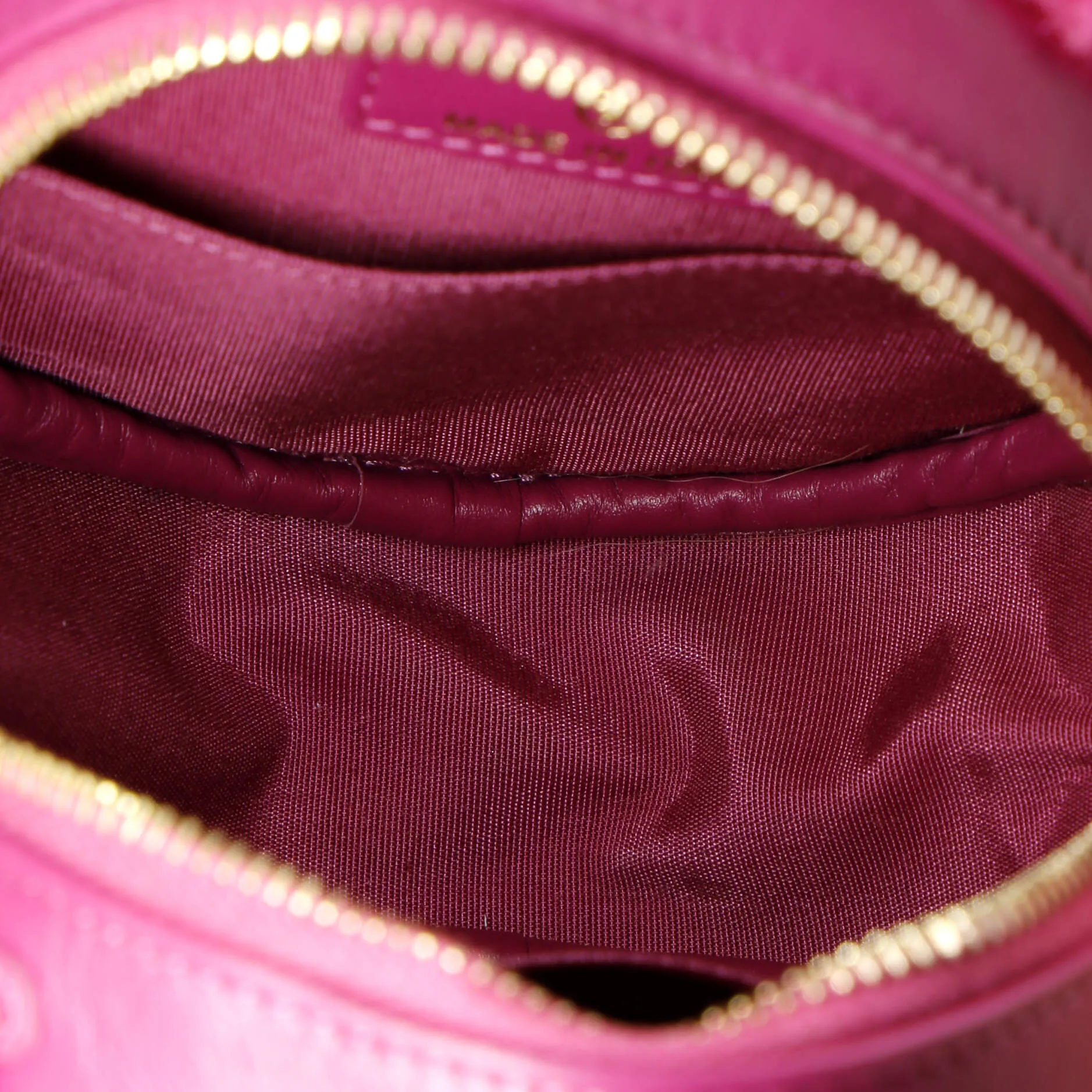 19 Round Clutch with Chain Quilted Shearling