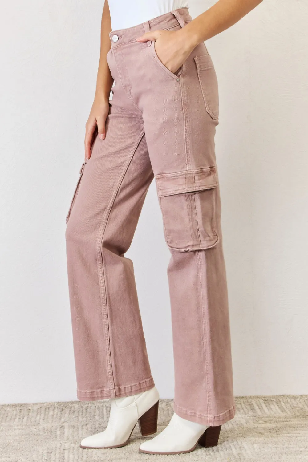 High-Rise Wide-Leg Cargo Pants with Functional Pockets