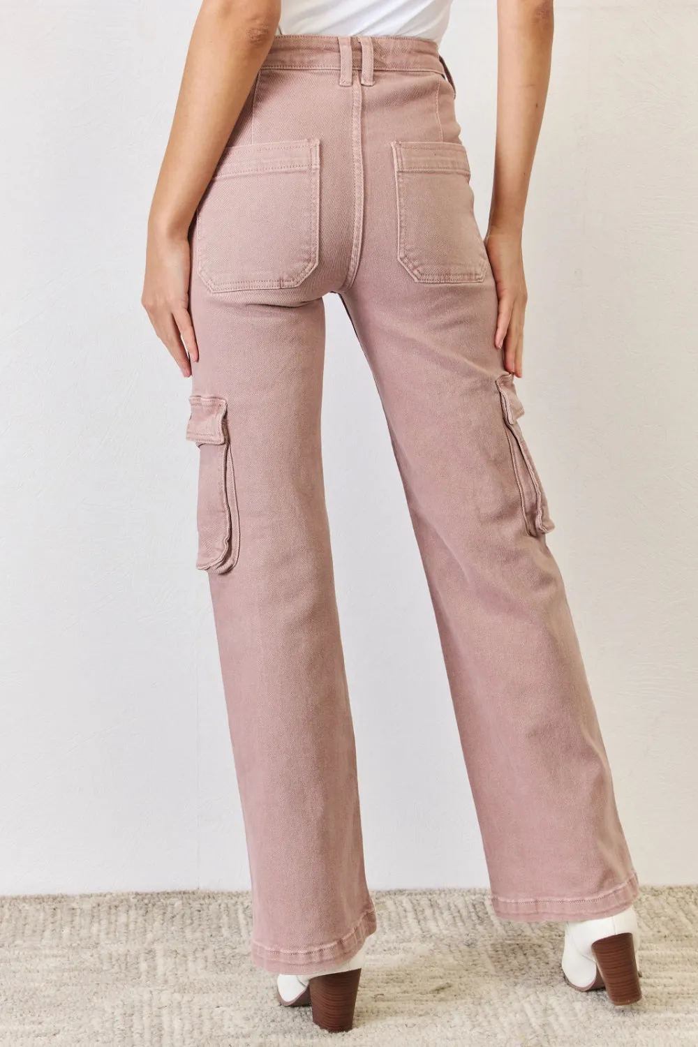 High-Rise Wide-Leg Cargo Pants with Functional Pockets