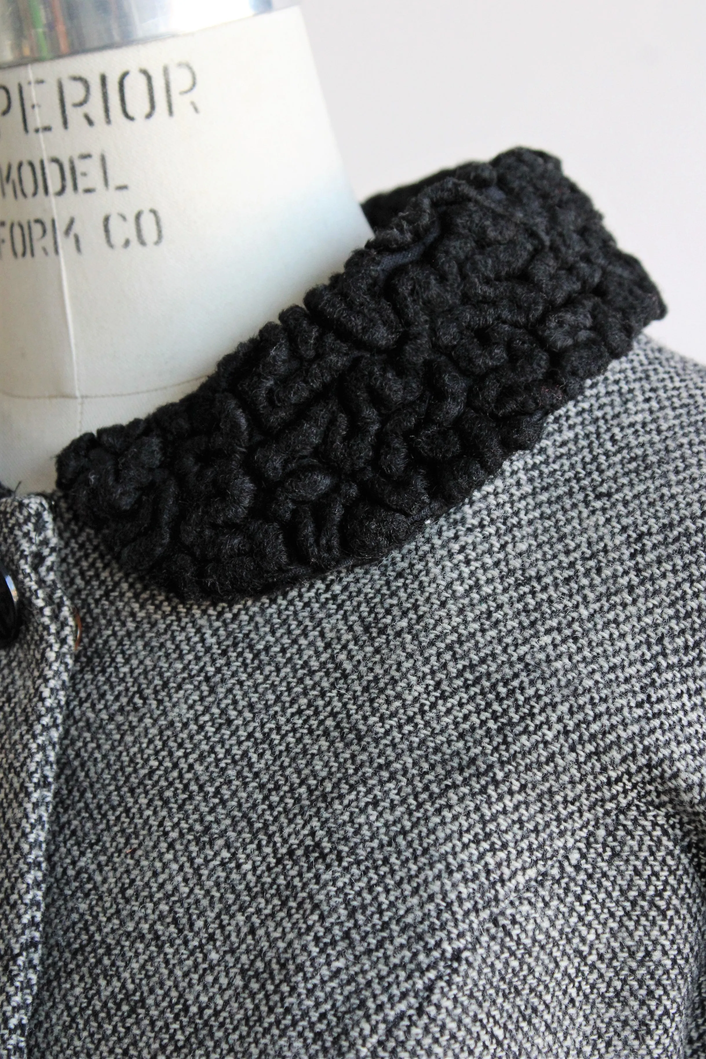 Vintage 1950s Jacket in Black and White Tweed Wool